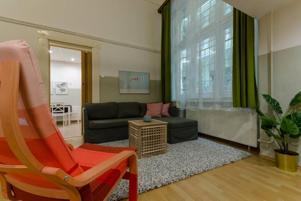 De Lux Studio Apartment In Historical Quarters Budapest Exterior foto
